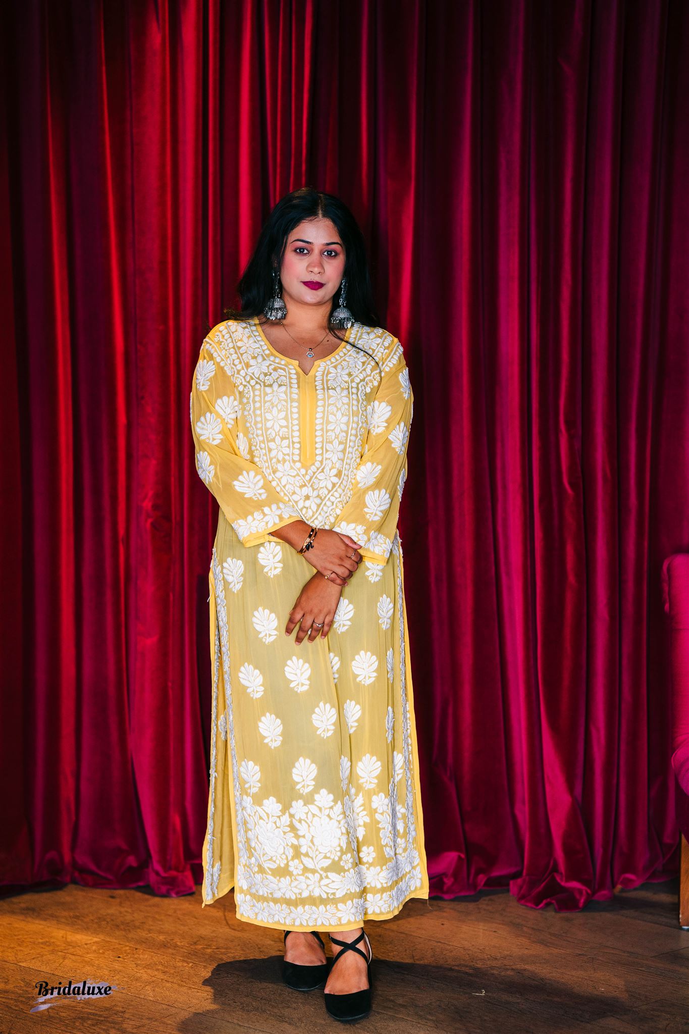 Yellow hand-embroidered Chikankari kurti (Size 44) soft viscose fabric - Casual Womenswear